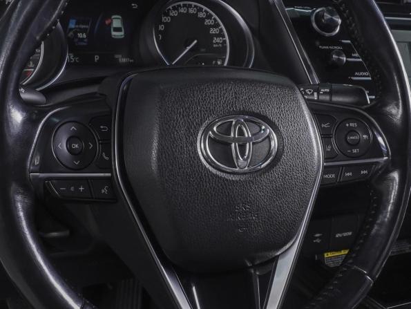 Toyota Camry VIII (XV70) с пробегом 2018 года, цена 2 690 000 рублей, 93817 км, седан, Автокод Объявления