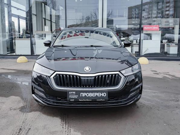Skoda Octavia IV (A8) с пробегом 2021 года, цена 2 813 000 рублей, 58757 км, лифтбек, Автокод Объявления
