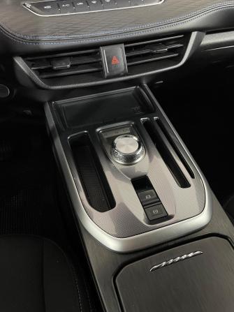 Haval Jolion I с пробегом 2023 года, цена 1 935 000 рублей, 36316 км, внедорожник, Автокод Объявления