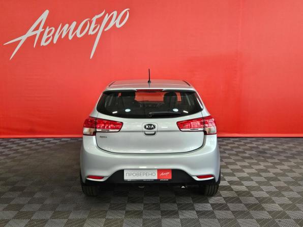 Kia Rio III Рестайлинг с пробегом 2016 года, цена 999 000 рублей, 95178 км, хэтчбек, Автокод Объявления