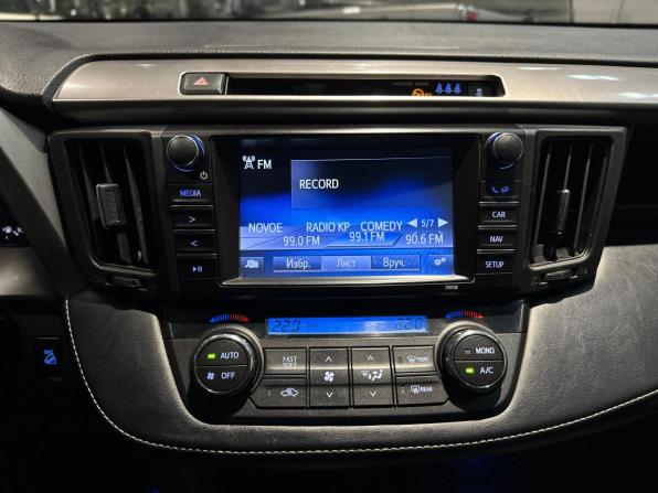 Toyota RAV4 IV (XA40) Рестайлинг с пробегом 2017 года, цена 2 230 000 рублей, 203200 км, внедорожник, Автокод Объявления