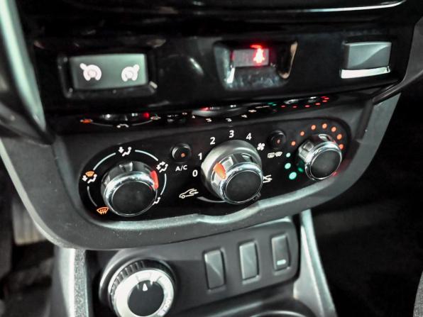 Renault Duster I Рестайлинг с пробегом 2017 года, цена 1 500 000 рублей, 89710 км, внедорожник, Автокод Объявления