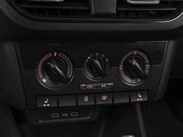 Volkswagen Polo VI с пробегом 2021 года, цена 1 539 000 рублей, 65688 км, лифтбек, Автокод Объявления