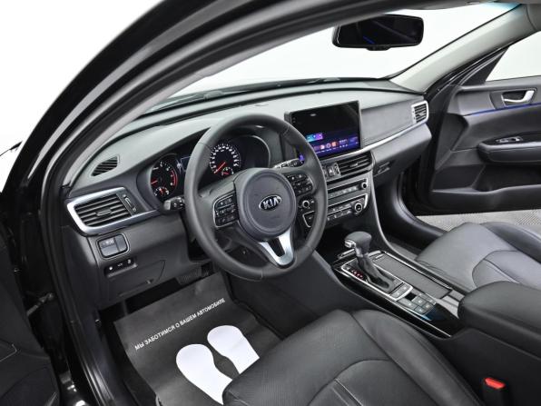 Kia Optima IV Рестайлинг с пробегом 2018 года, цена 1 649 000 рублей, 106000 км, седан, Автокод Объявления