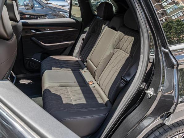Geely Monjaro I Рестайлинг 2 с пробегом 2026 года, цена 4 180 000 рублей, 34 км, внедорожник, Автокод Объявления