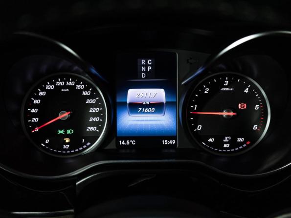 Mercedes-Benz V-Класс III (W447) Рестайлинг с пробегом 2022 года, цена 7 359 300 рублей, 71601 км, минивэн, Автокод Объявления