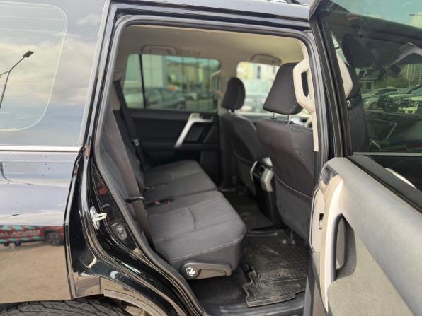 Toyota Land Cruiser Prado 150 Series Рестайлинг 2 с пробегом 2018 года, цена 4 100 000 рублей, 241379 км, внедорожник, Автокод Объявления