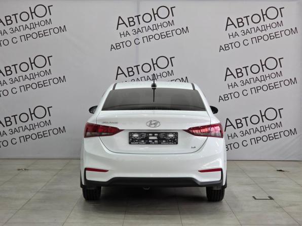 Hyundai Solaris II с пробегом 2019 года, цена 1 350 000 рублей, 65892 км, седан, Автокод Объявления