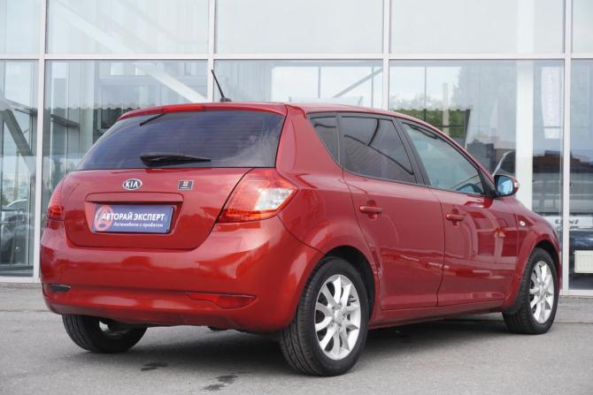 Kia Ceed I Рестайлинг с пробегом 2011 года, цена 635 000 рублей, 286325 км, хэтчбек, Автокод Объявления