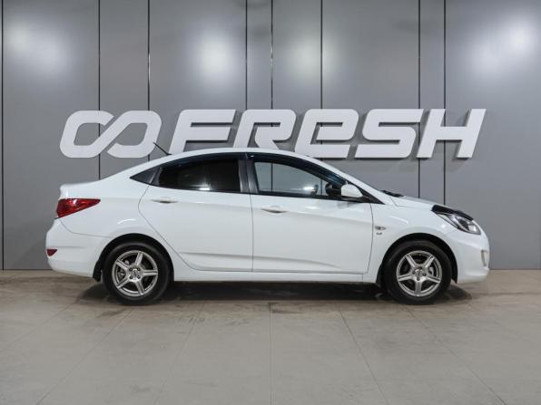 Hyundai Solaris I с пробегом 2012 года, цена 779 000 рублей, 148991 км, седан, Автокод Объявления