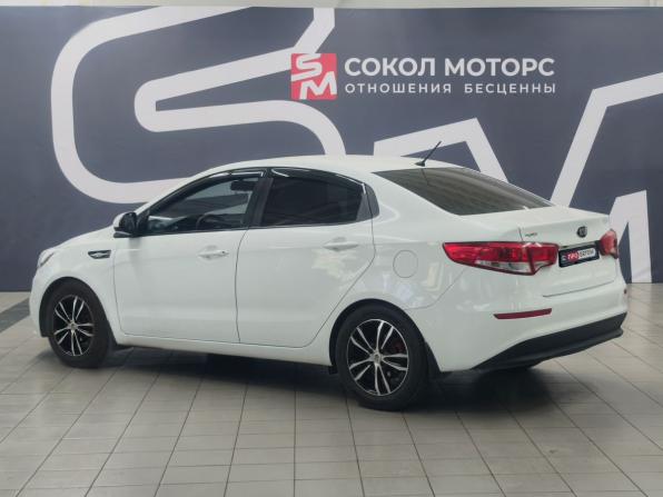 Kia Rio III Рестайлинг с пробегом 2015 года, цена 1 099 900 рублей, 142250 км, седан, Автокод Объявления