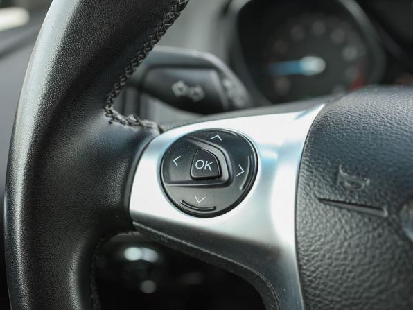 Ford Focus III с пробегом 2014 года, цена 799 000 рублей, 167457 км, хэтчбек, Автокод Объявления