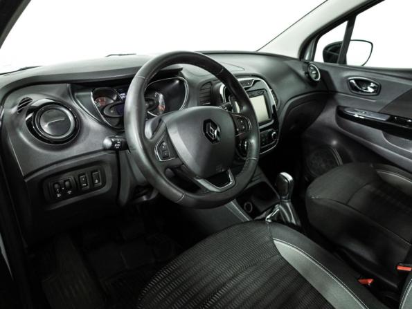 Renault Kaptur I с пробегом 2017 года, цена 1 709 700 рублей, 44581 км, внедорожник, Автокод Объявления