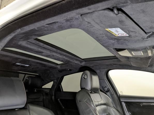 Jaguar XJ IV (X351) Рестайлинг с пробегом 2016 года, цена 3 650 000 рублей, 40122 км, седан, Автокод Объявления
