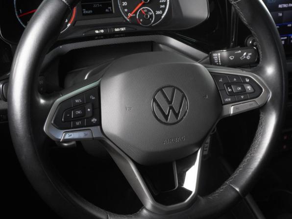 Volkswagen Polo VI с пробегом 2021 года, цена 1 769 000 рублей, 49689 км, лифтбек, Автокод Объявления