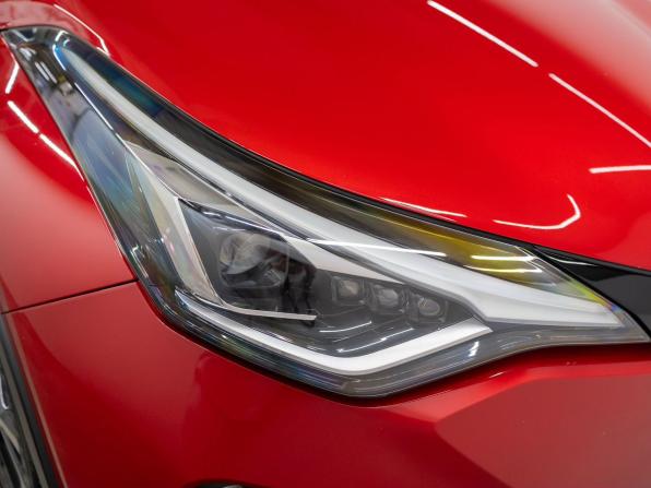 Toyota C-HR I Рестайлинг с пробегом 2019 года, цена 2 050 000 рублей, 53900 км, внедорожник, Автокод Объявления