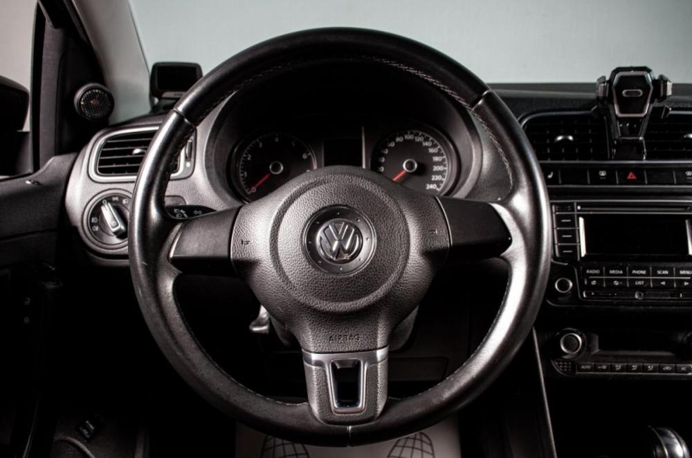 Volkswagen Polo V Сургут  - изображение 11