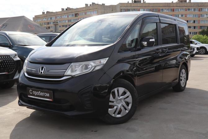Honda Stepwgn V с пробегом 2017 года, цена 1 549 000 рублей, 235000 км, минивэн, Автокод Объявления