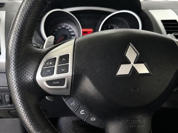 Mitsubishi Outlander II с пробегом 2008 года, цена 859 000 рублей, 323564 км, внедорожник, Автокод Объявления