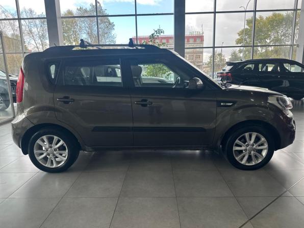 Kia Soul I Рестайлинг с пробегом 2012 года, цена 795 000 рублей, 136002 км, хэтчбек, Автокод Объявления
