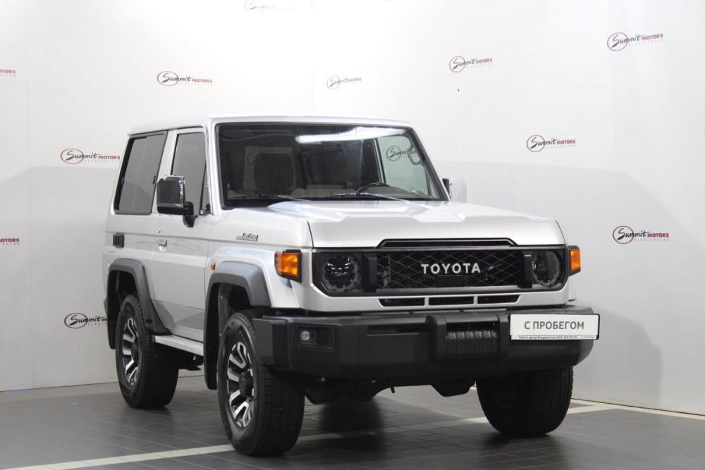 Toyota Land Cruiser 70 Series Рестайлинг 2 Владивосток  - изображение 1