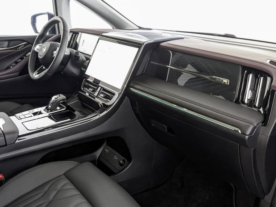 GAC Trumpchi M8 II Москва  - изображение 13