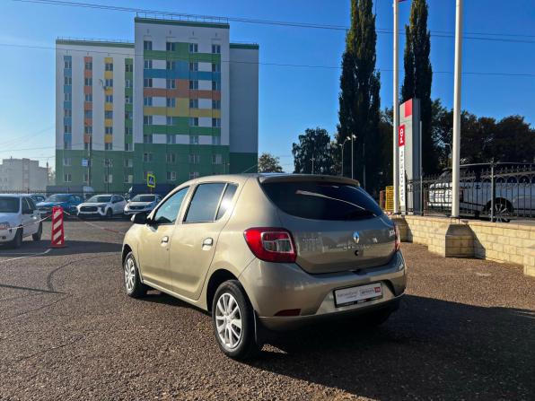 Renault Sandero II Рестайлинг с пробегом 2018 года, цена 1 071 000 рублей, 73133 км, хэтчбек, Автокод Объявления