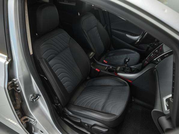 Opel Astra J Рестайлинг с пробегом 2012 года, цена 729 000 рублей, 192027 км, седан, Автокод Объявления