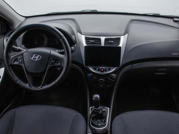 Hyundai Solaris I с пробегом 2012 года, цена 620 000 рублей, 201389 км, седан, Автокод Объявления