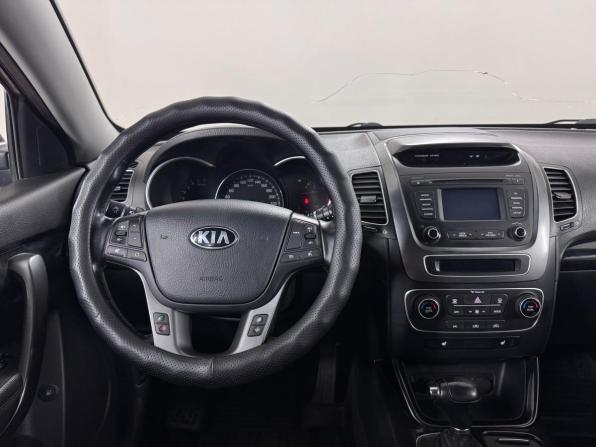 Kia Sorento II Рестайлинг с пробегом 2020 года, цена 2 400 000 рублей, 40469 км, внедорожник, Автокод Объявления