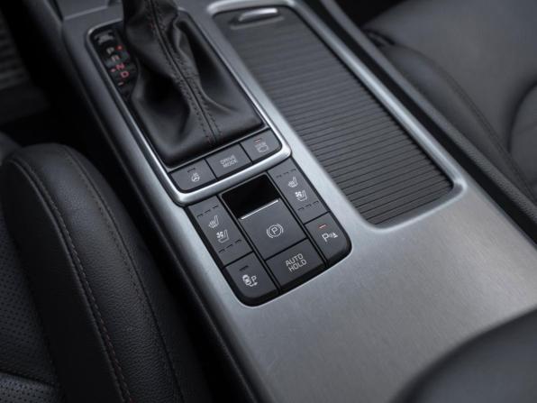 Kia Optima IV с пробегом 2018 года, цена 2 495 000 рублей, 68031 км, седан, Автокод Объявления