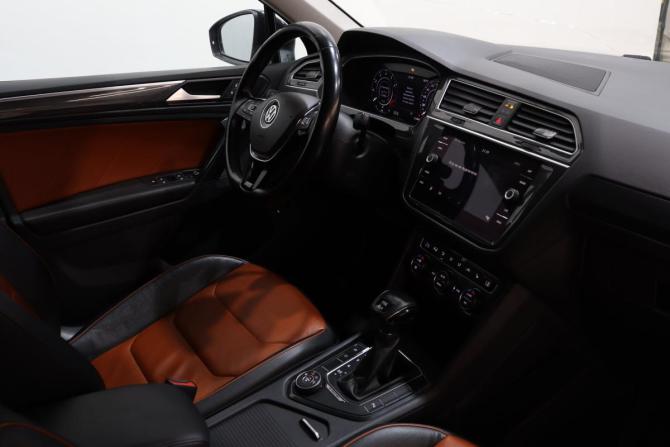 Volkswagen Tiguan II с пробегом 2018 года, цена 2 999 000 рублей, 126882 км, внедорожник, Автокод Объявления