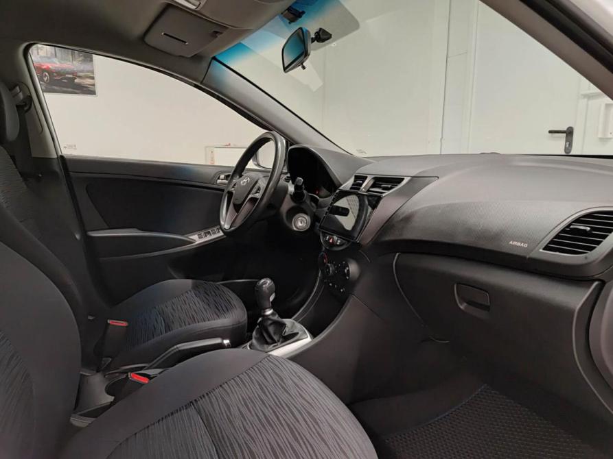 Hyundai Solaris I Рестайлинг Казань  - изображение 13