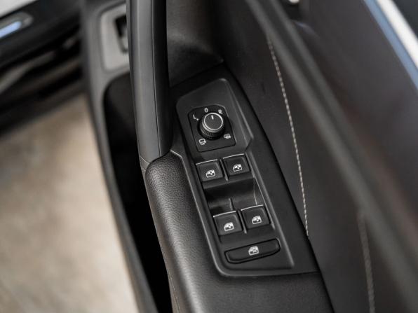 Volkswagen Tiguan II с пробегом 2019 года, цена 2 600 000 рублей, 50890 км, внедорожник, Автокод Объявления