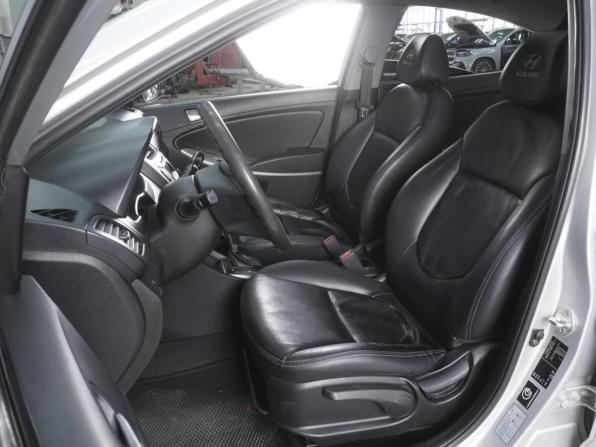 Hyundai Solaris I Рестайлинг с пробегом 2014 года, цена 1 050 000 рублей, 169157 км, седан, Автокод Объявления
