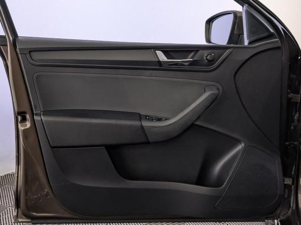 Skoda Rapid II с пробегом 2021 года, цена 1 190 000 рублей, 183857 км, лифтбек, Автокод Объявления