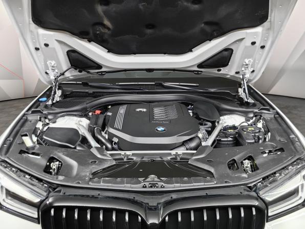 BMW 5 серии VII (G30/G31/G38) Рестайлинг с пробегом 2020 года, цена 6 200 000 рублей, 45652 км, седан, Автокод Объявления