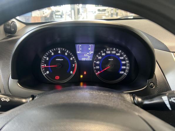 Hyundai Solaris I Рестайлинг с пробегом 2014 года, цена 899 000 рублей, 188418 км, седан, Автокод Объявления