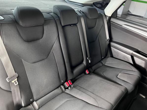 Ford Mondeo V с пробегом 2019 года, цена 1 895 000 рублей, 117588 км, седан, Автокод Объявления