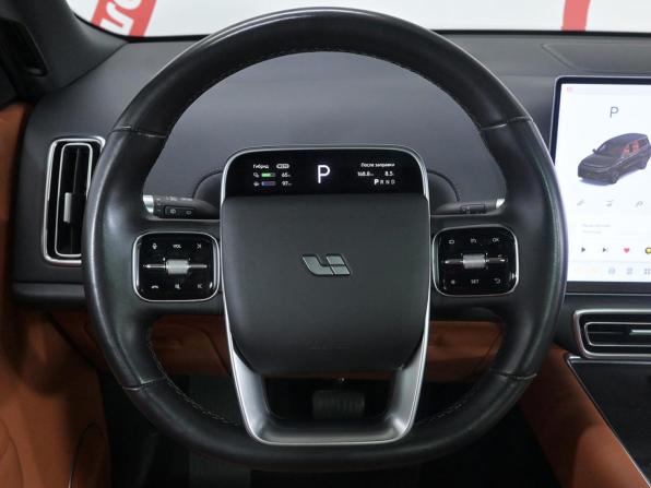 Li Auto (Lixiang) L9 I с пробегом 2024 года, цена 6 790 000 рублей, 23897 км, внедорожник, Автокод Объявления