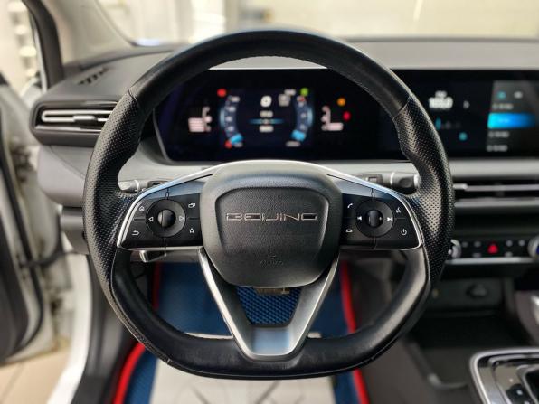 BAIC U5 Plus с пробегом 2023 года, цена 1 329 000 рублей, 90324 км, седан, Автокод Объявления