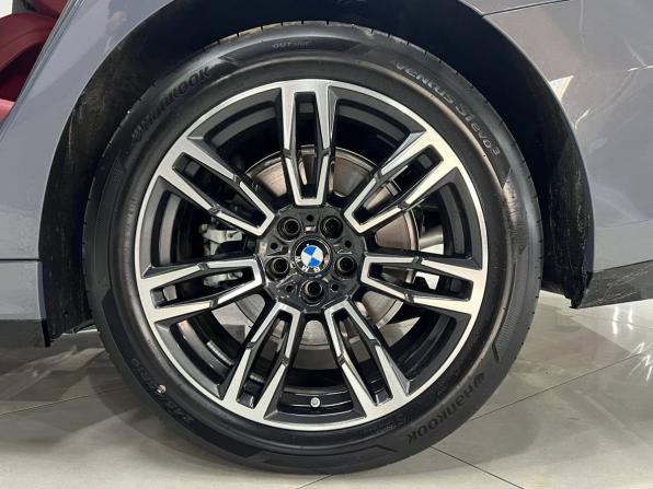 Новый BMW 5 серии VIII (G60/G61/G68) 2025 года, цена 8 699 000 рублей, седан, Автокод Объявления