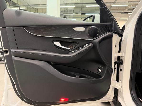 Mercedes-Benz GLC I (X253) Рестайлинг с пробегом 2019 года, цена 3 790 000 рублей, 71991 км, внедорожник, Автокод Объявления