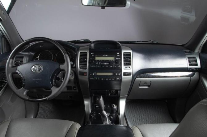 Toyota Land Cruiser Prado 120 Series Рестайлинг с пробегом 2008 года, цена 1 929 000 рублей, 440000 км, внедорожник, Автокод Объявления