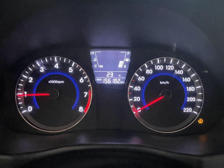 Hyundai Solaris I Саратов  - изображение 9