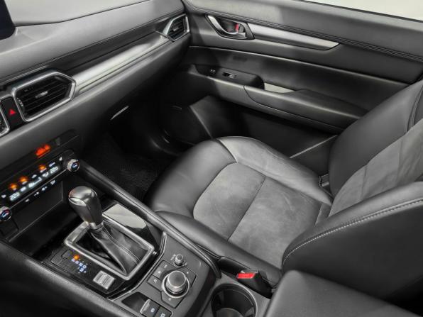 Mazda CX-5 II с пробегом 2018 года, цена 2 850 000 рублей, 120000 км, внедорожник, Автокод Объявления
