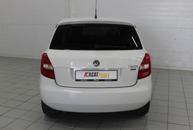 Skoda Fabia II Рестайлинг с пробегом 2011 года, цена 425 000 рублей, 184143 км, хэтчбек, Автокод Объявления