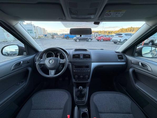 Skoda Yeti I Рестайлинг с пробегом 2014 года, цена 845 000 рублей, 109010 км, внедорожник, Автокод Объявления