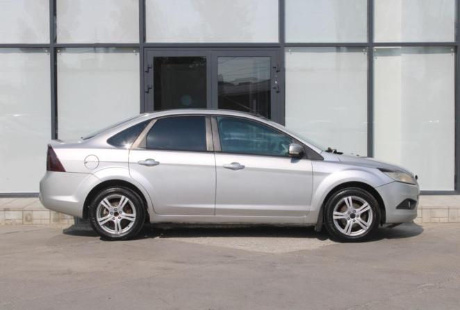 Ford Focus II Рестайлинг с пробегом 2010 года, цена 410 000 рублей, 350000 км, седан, Автокод Объявления