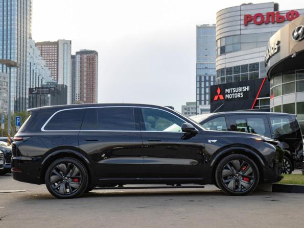 Li Auto (Lixiang) L9 I с пробегом 2023 года, цена 5 188 000 рублей, 77314 км, внедорожник, Автокод Объявления